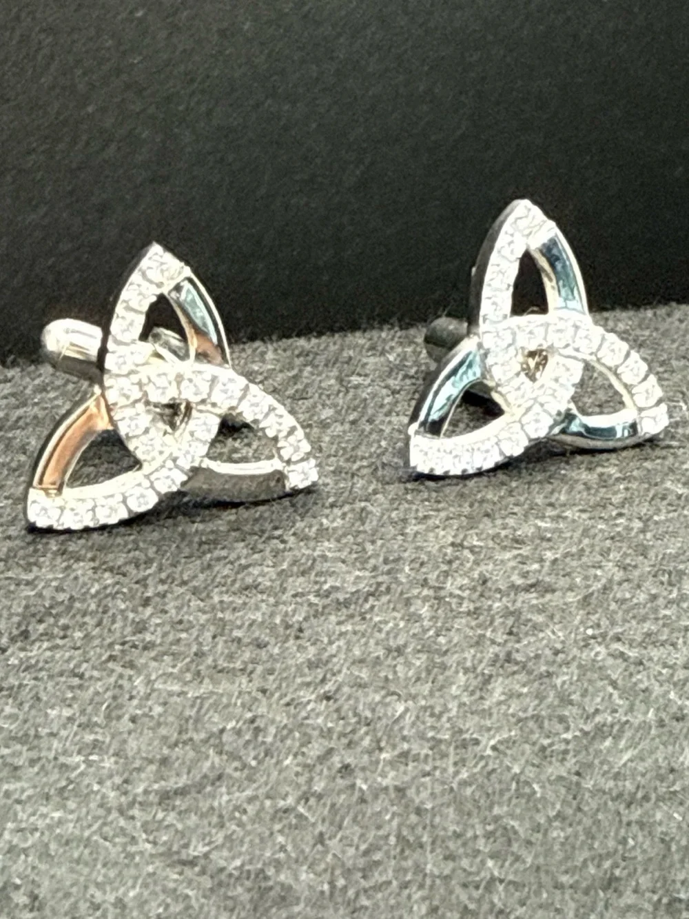 Source Unknown Silver Trinity Knot‎ Cuff Links with Clear Crystals